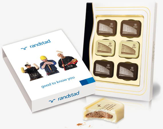 6 gepersonaliseerde pralines of bonbons in een geschenkdoos_candypraline per 6_candycard.jpg