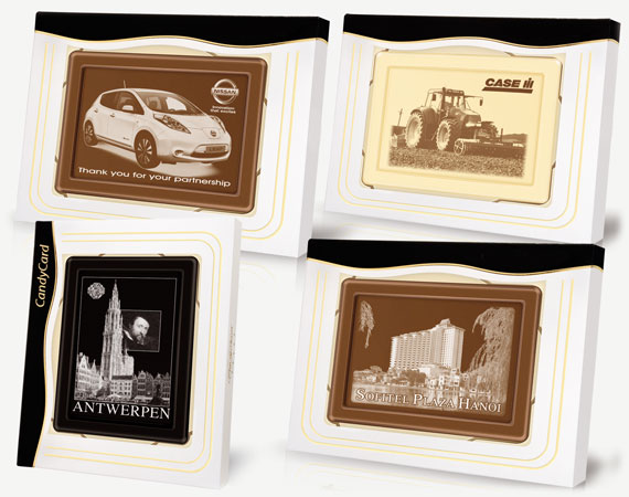 grote-rechthoekige-gepersonaliseerde-chocolade-tablet-in-een-geschenkdoos_candypostcard_candycard